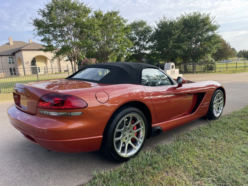 2005 Dodge Viper 3rd Gen - Image 21 of 31