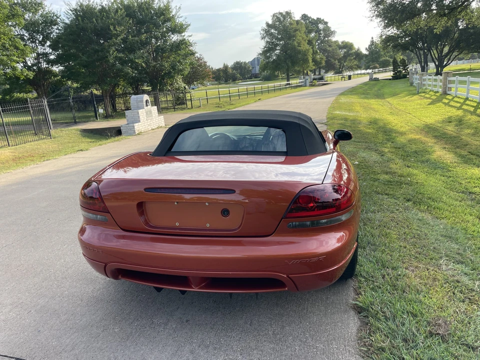 2005 Dodge Viper 3rd Gen - Image 23 of 31