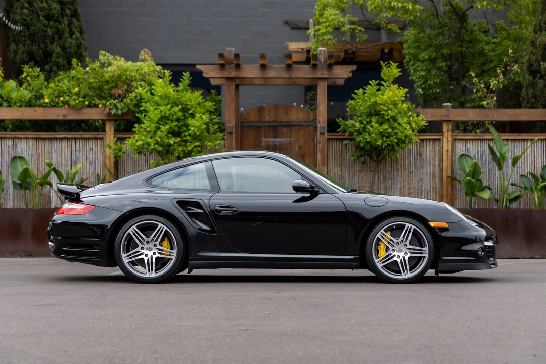 2007 Porsche 997 Turbo - Image 12 of 31
