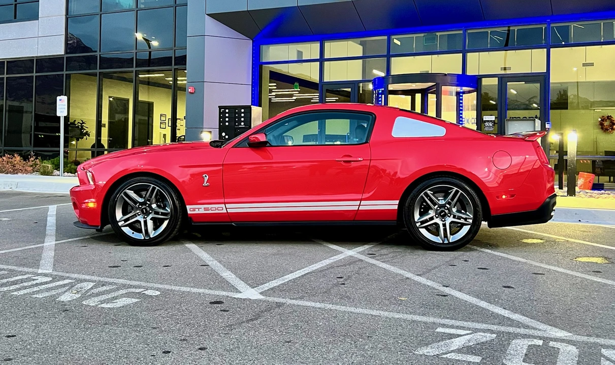 2010 Ford S197 II Shelby Mustang GT500 - Image 15 of 31
