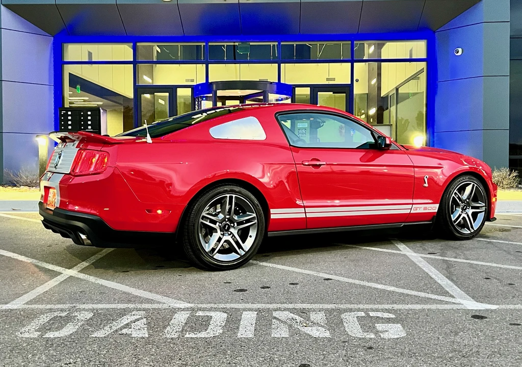 2010 Ford S197 II Shelby Mustang GT500 - Image 26 of 31
