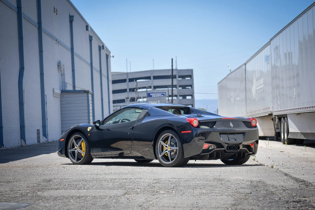 2013 Ferrari 458 Spider - Image 18 of 31