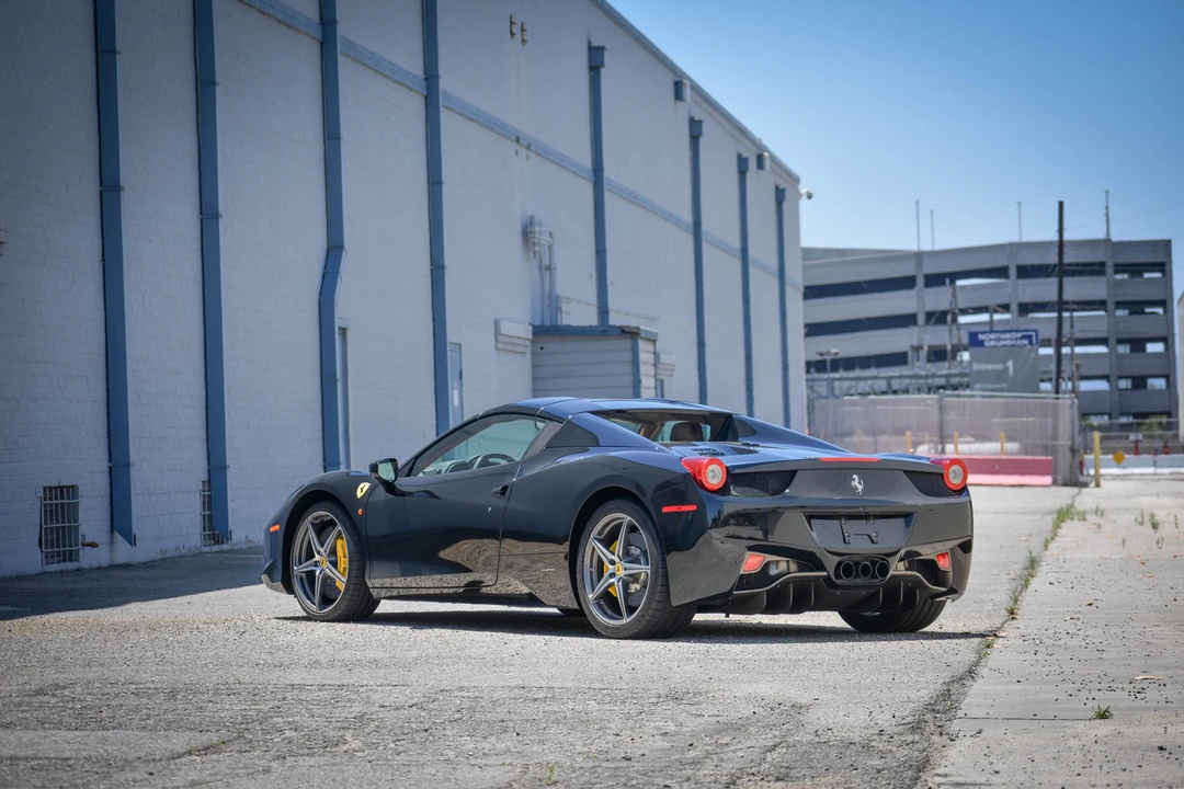 2013 Ferrari 458 Spider - Image 17 of 31