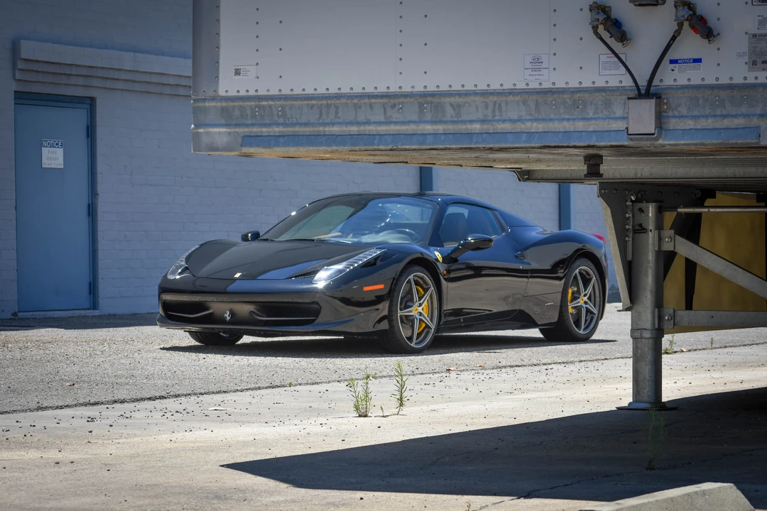 2013 Ferrari 458 Spider - Image 26 of 31