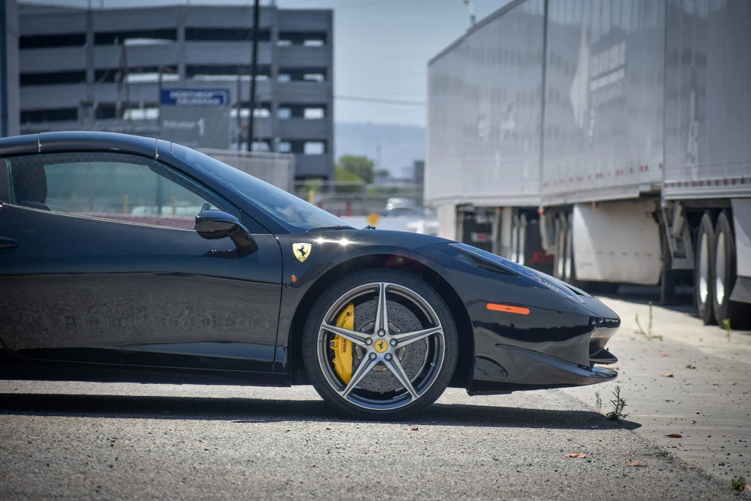 2013 Ferrari 458 Spider - Image 28 of 31