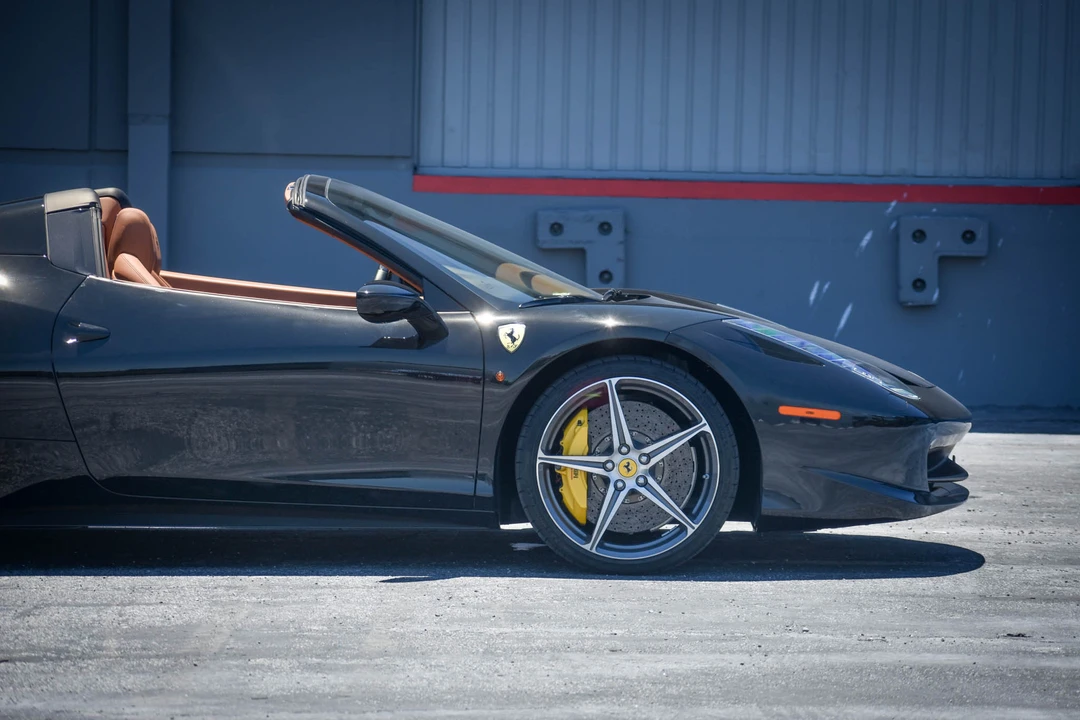2013 Ferrari 458 Spider - Image 30 of 31