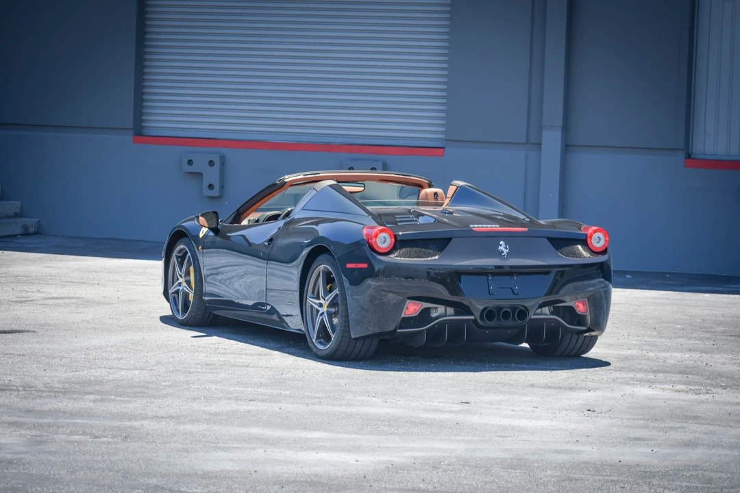 2013 Ferrari 458 Spider - Image 20 of 31