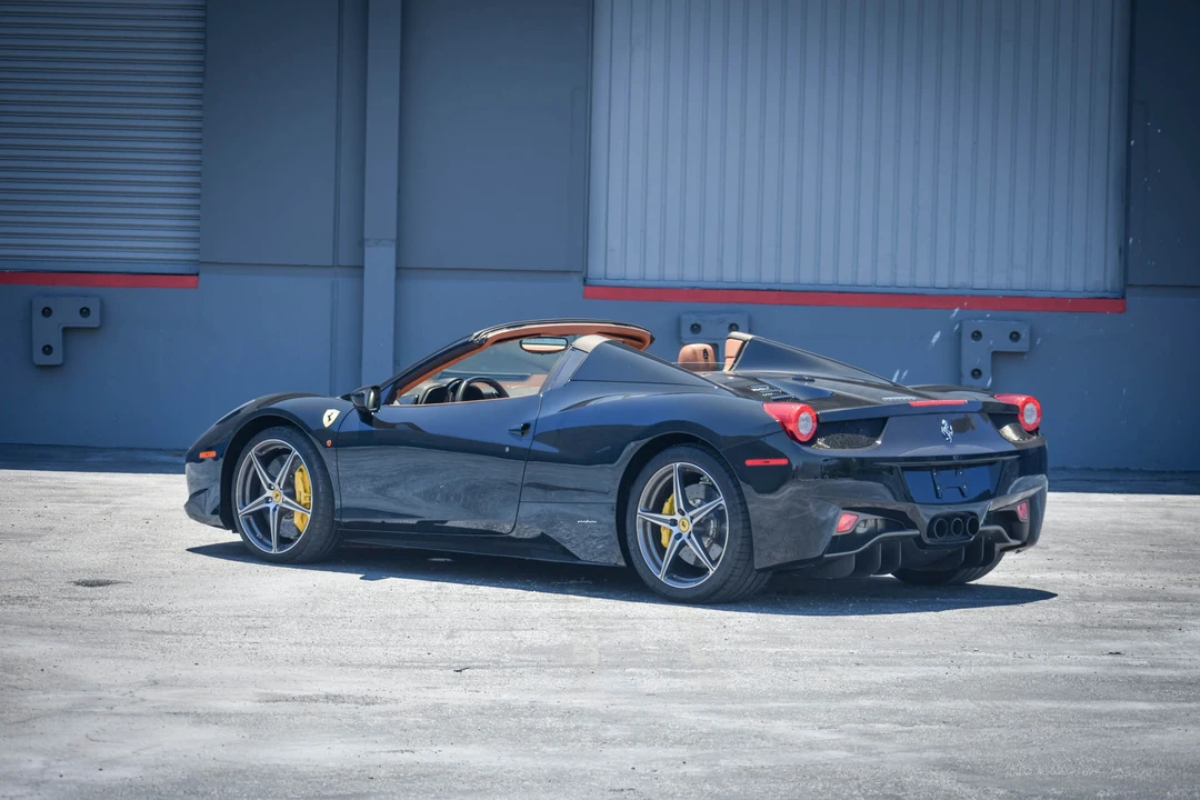 2013 Ferrari 458 Spider - Image 19 of 31