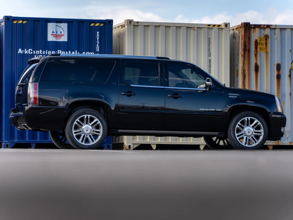 2014 Cadillac Escalade & EXT 3rd Gen - Image 19 of 31