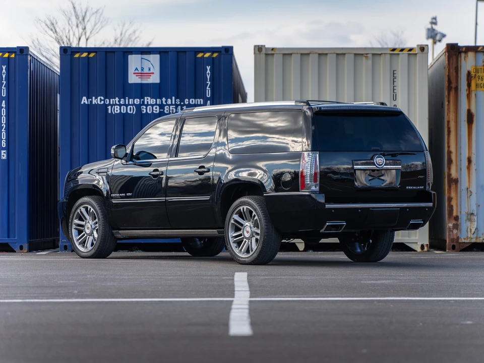 2014 Cadillac Escalade & EXT 3rd Gen - Image 5 of 31