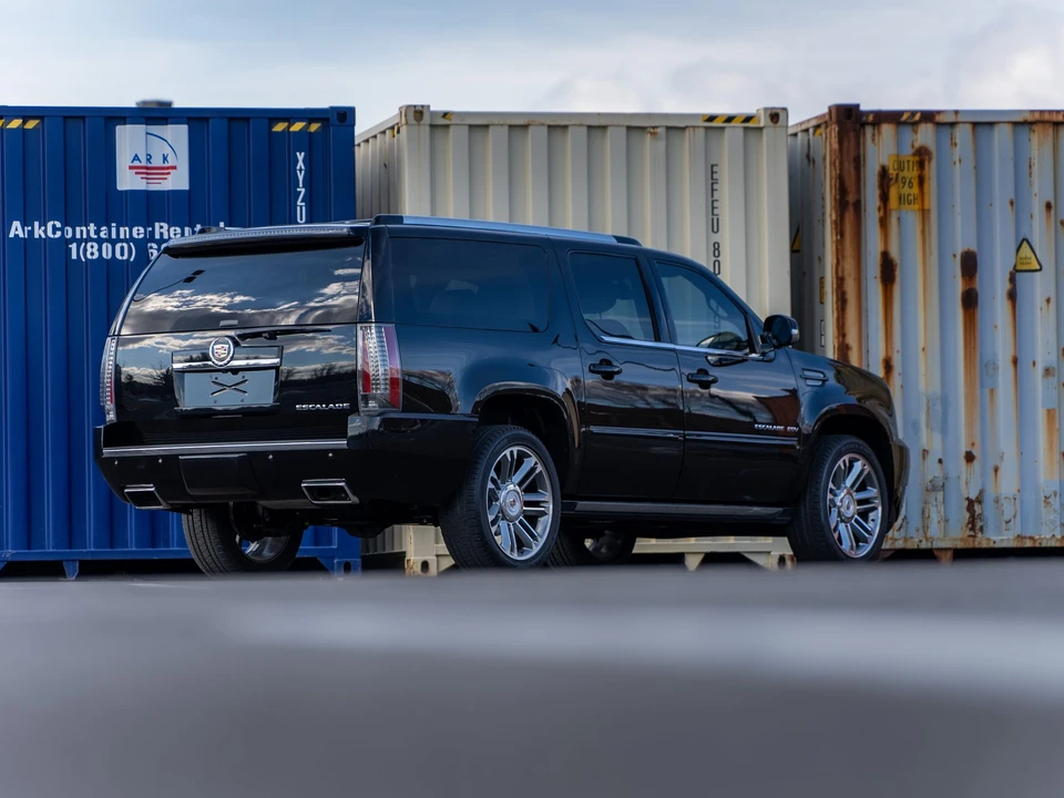 2014 Cadillac Escalade & EXT 3rd Gen - Image 15 of 31