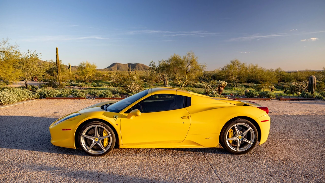 2014 Ferrari 458 Spider - Image 9 of 31