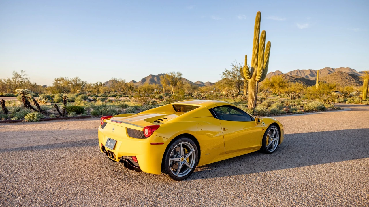 2014 Ferrari 458 Spider - Image 6 of 31