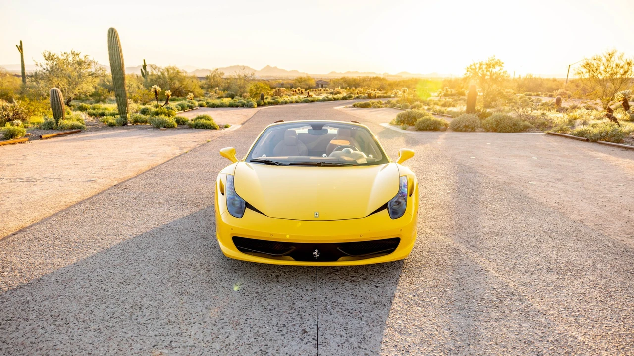 2014 Ferrari 458 Spider - Image 15 of 31
