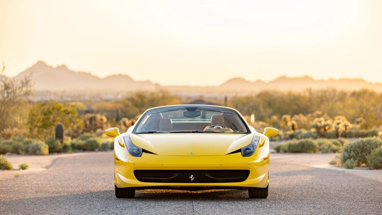 2014 Ferrari 458 Spider - Image 16 of 31