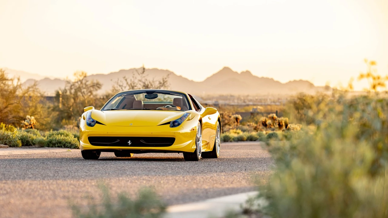 2014 Ferrari 458 Spider - Image 14 of 31