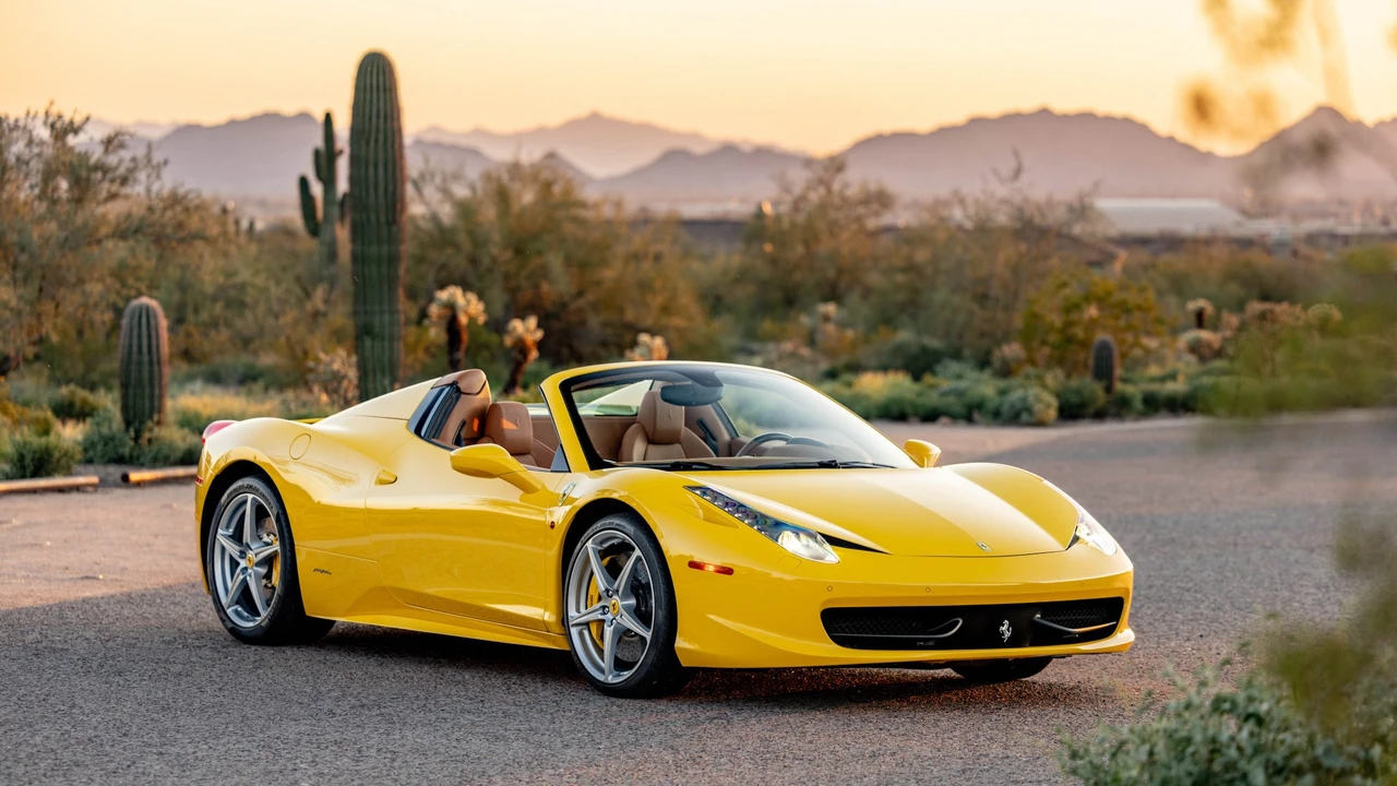 2014 Ferrari 458 Spider - Image 27 of 31