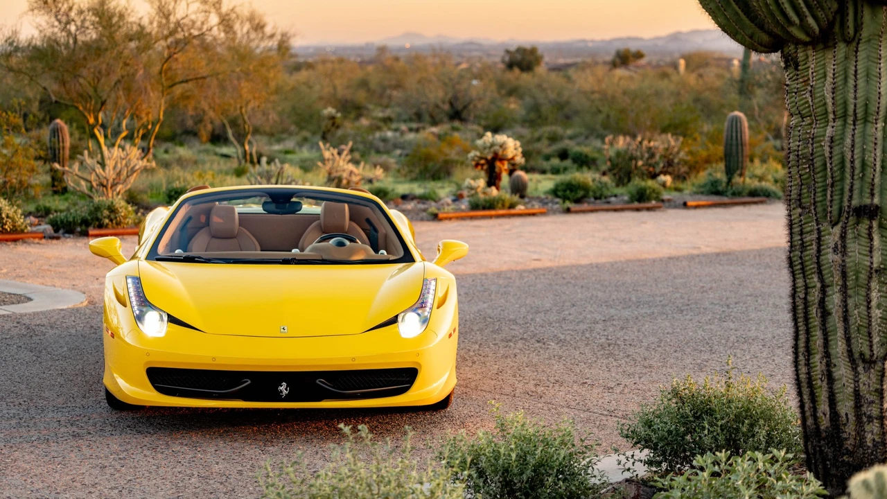 2014 Ferrari 458 Spider - Image 17 of 31