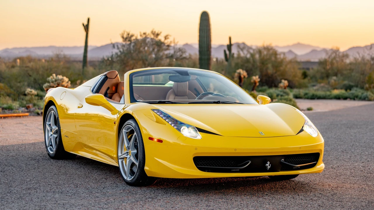 2014 Ferrari 458 Spider - Image 22 of 31