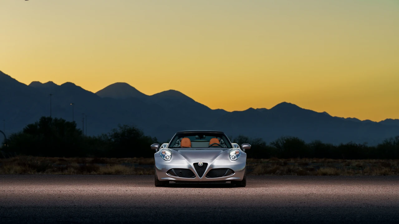 2016 Alfa Romeo 4C Spider - Image 10 of 31