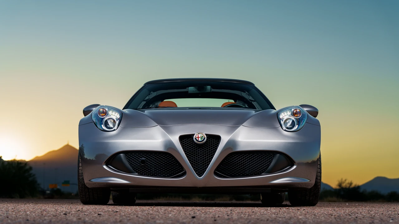 2016 Alfa Romeo 4C Spider - Image 12 of 31