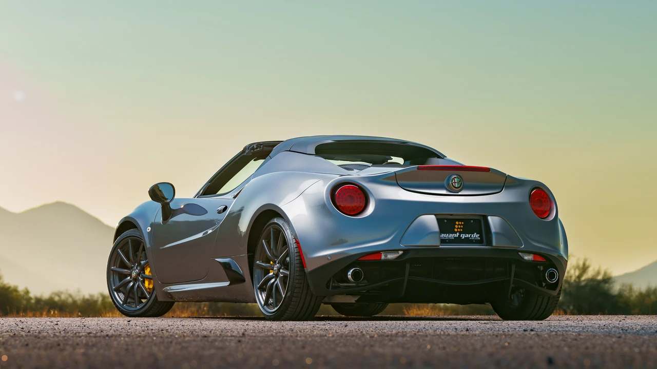 2016 Alfa Romeo 4C Spider - Image 24 of 31