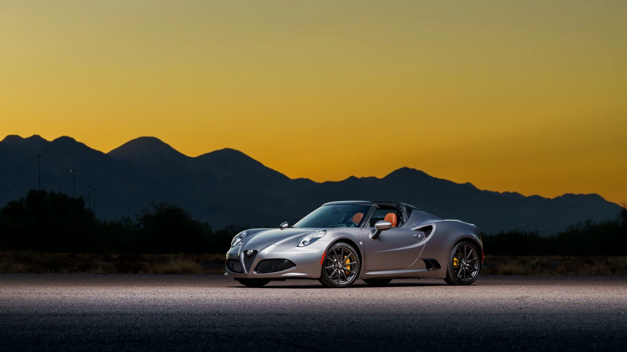 2016 Alfa Romeo 4C Spider - Image 9 of 31