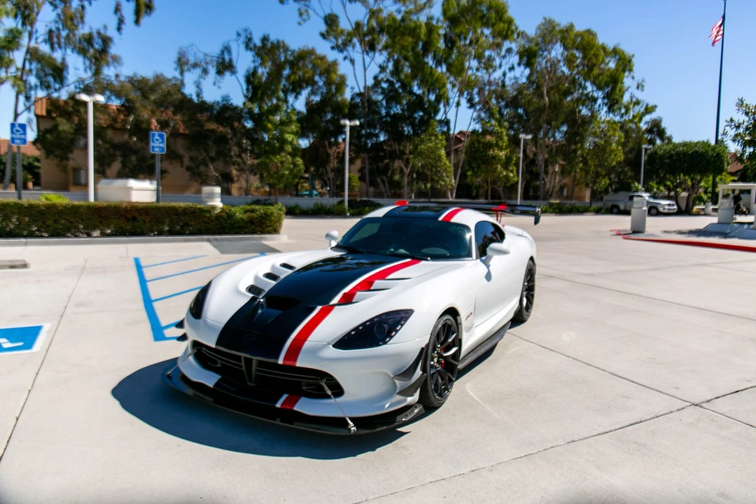 2016 Dodge Viper ACR 5th Gen - Image 3 of 31