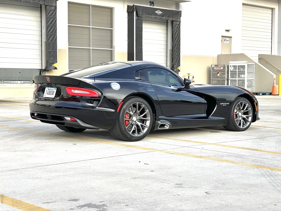 2016 Dodge Viper 5th Gen - Image 27 of 31