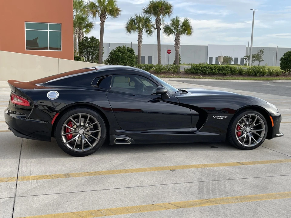 2016 Dodge Viper 5th Gen - Image 23 of 31