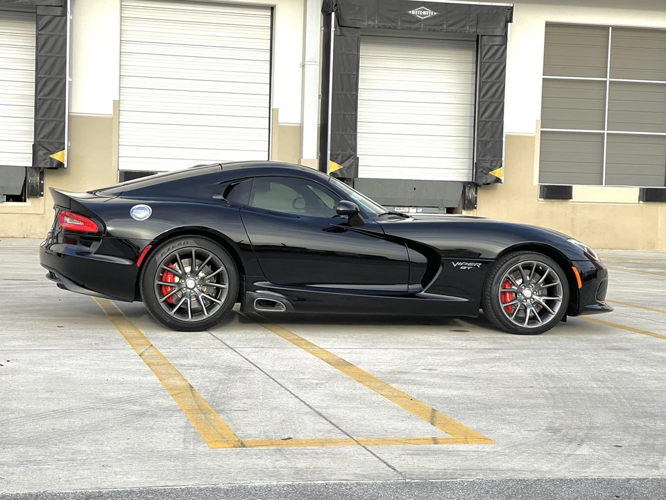 2016 Dodge Viper 5th Gen - Image 19 of 31