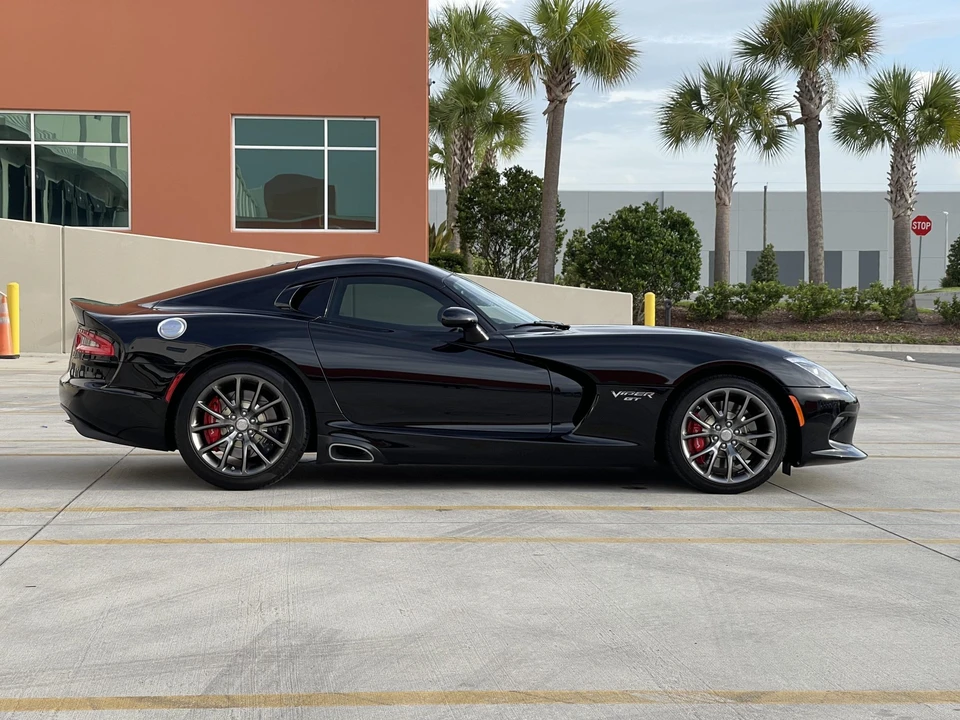 2016 Dodge Viper 5th Gen - Image 22 of 31