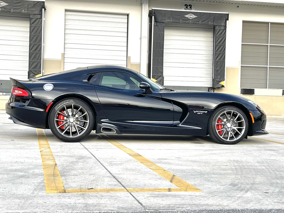 2016 Dodge Viper 5th Gen - Image 21 of 31