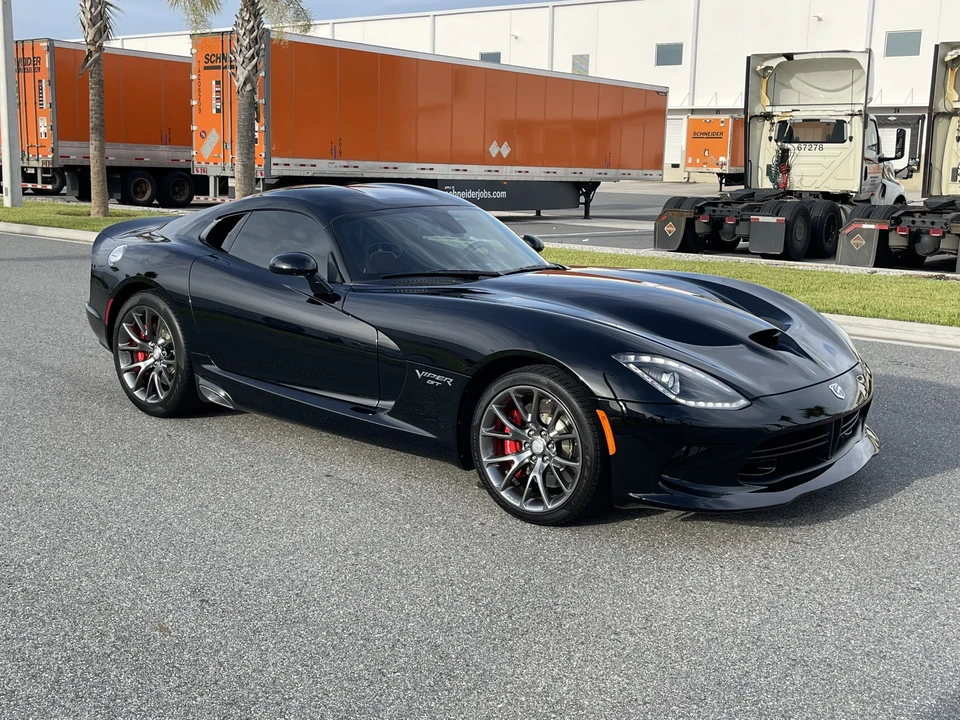 2016 Dodge Viper 5th Gen - Image 11 of 31