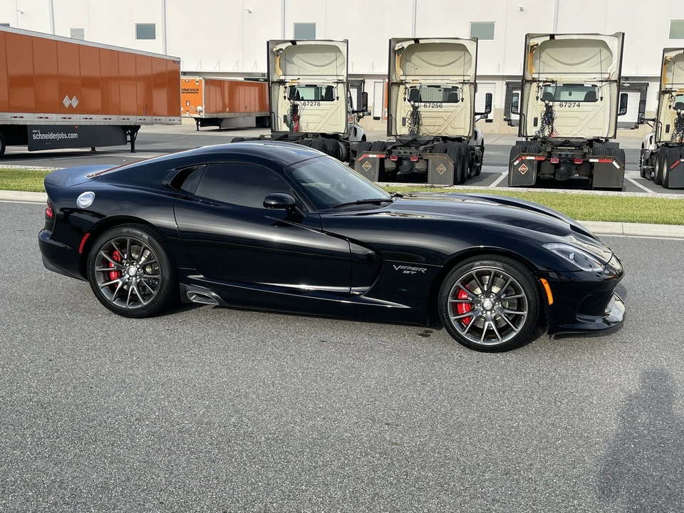 2016 Dodge Viper 5th Gen - Image 15 of 31