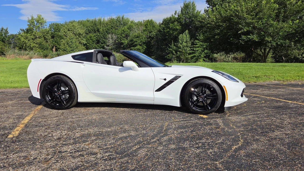 2017 Chevrolet Corvette C7 - Image 10 of 31