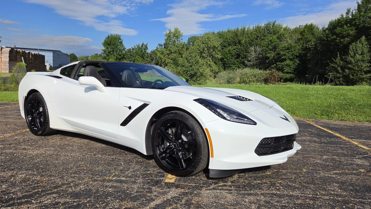 2017 Chevrolet Corvette C7 - Image 7 of 31