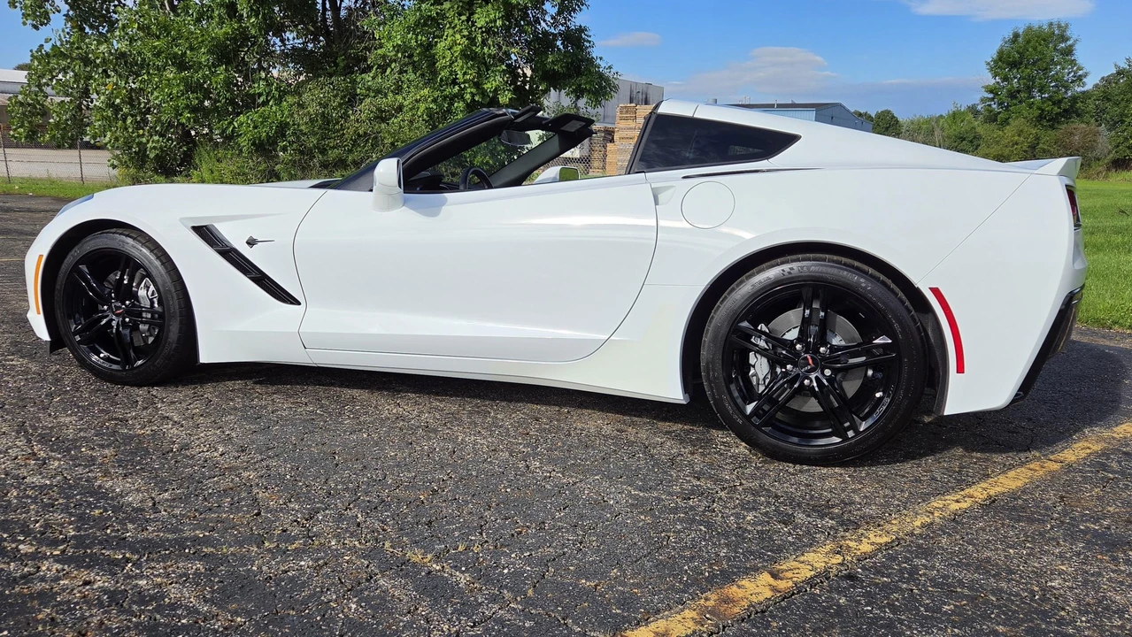 2017 Chevrolet Corvette C7 - Image 15 of 31