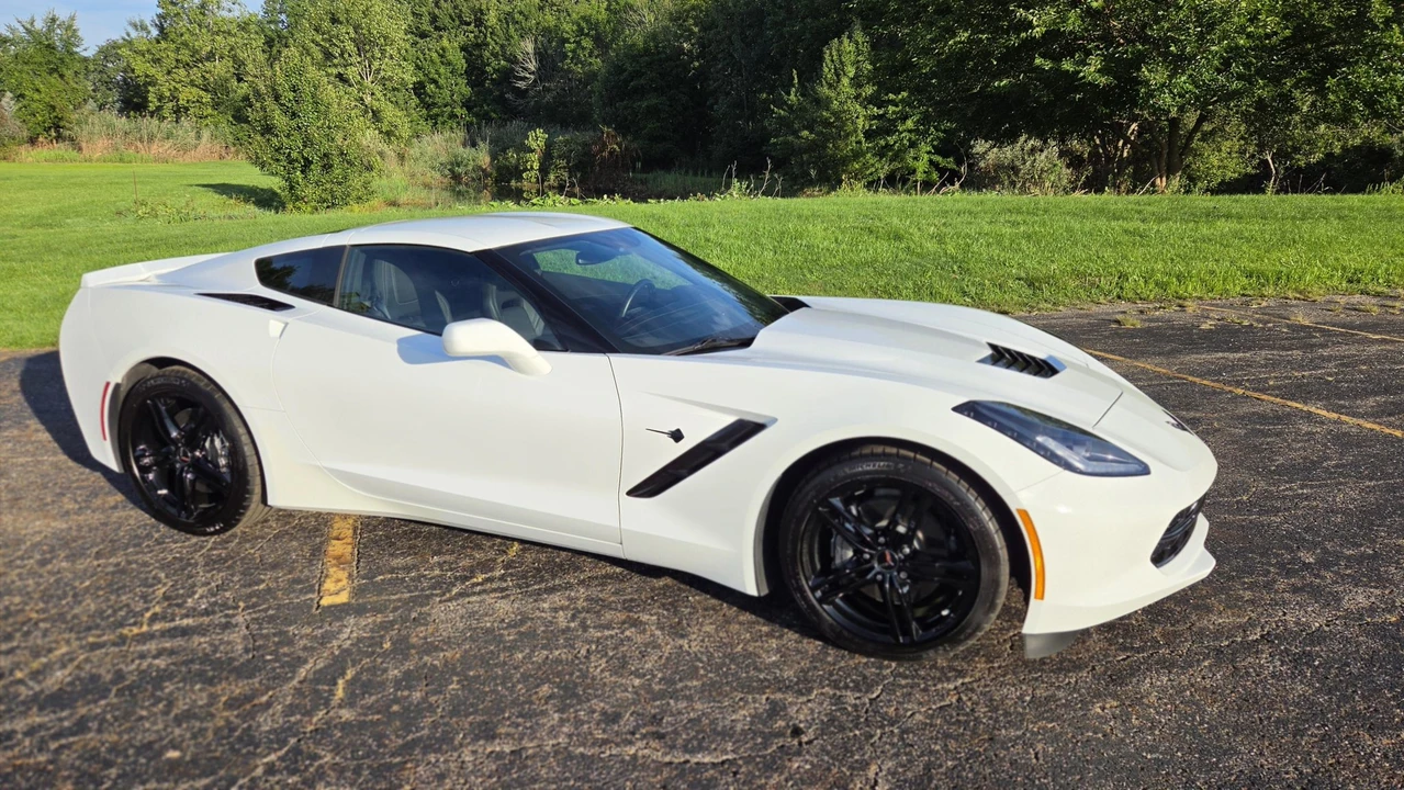 2017 Chevrolet Corvette C7 - Image 28 of 31
