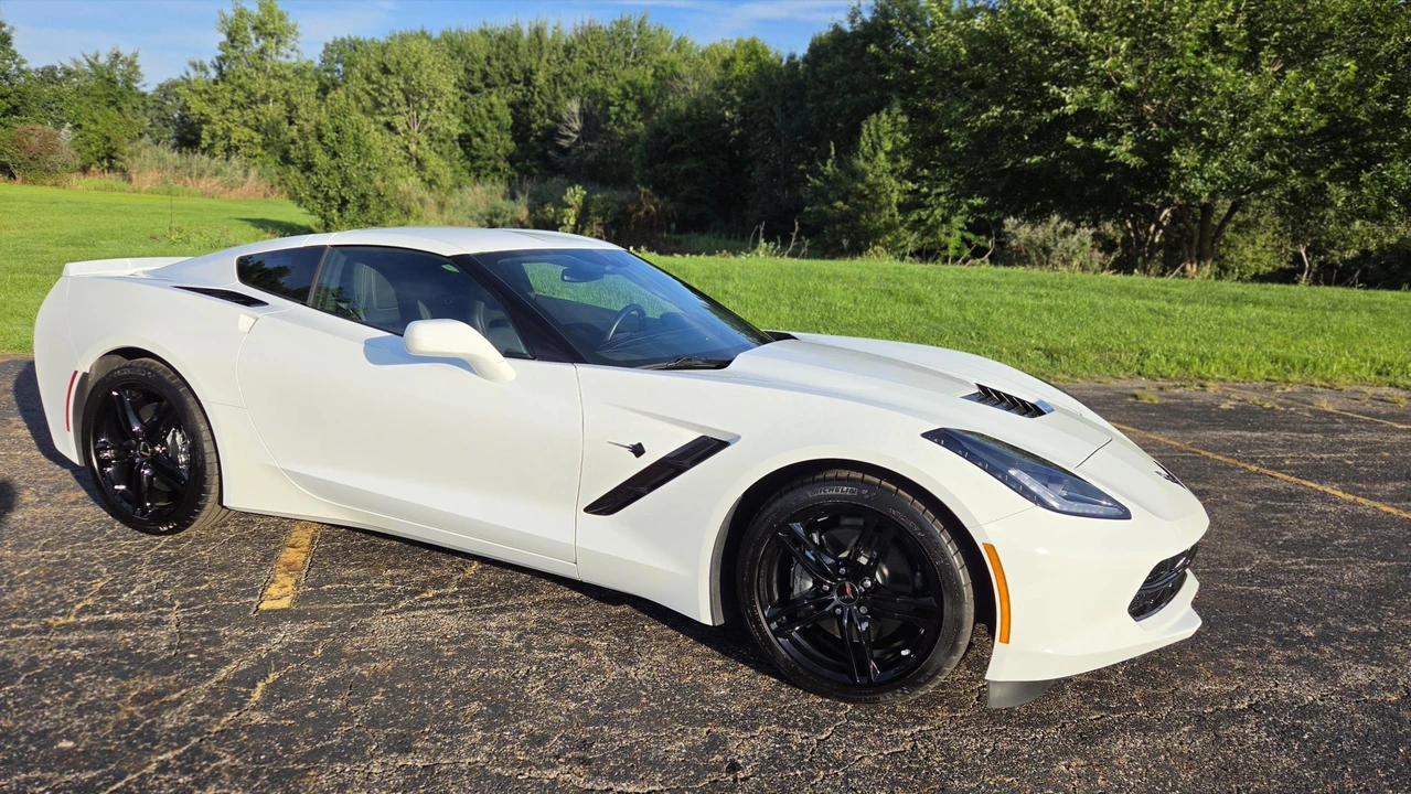 2017 Chevrolet Corvette C7 - Image 30 of 31
