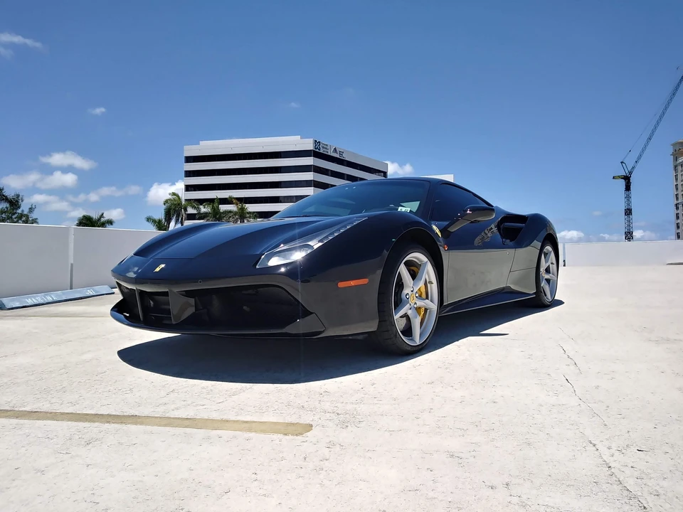 2017 Ferrari 488 GTB - Image 5 of 31