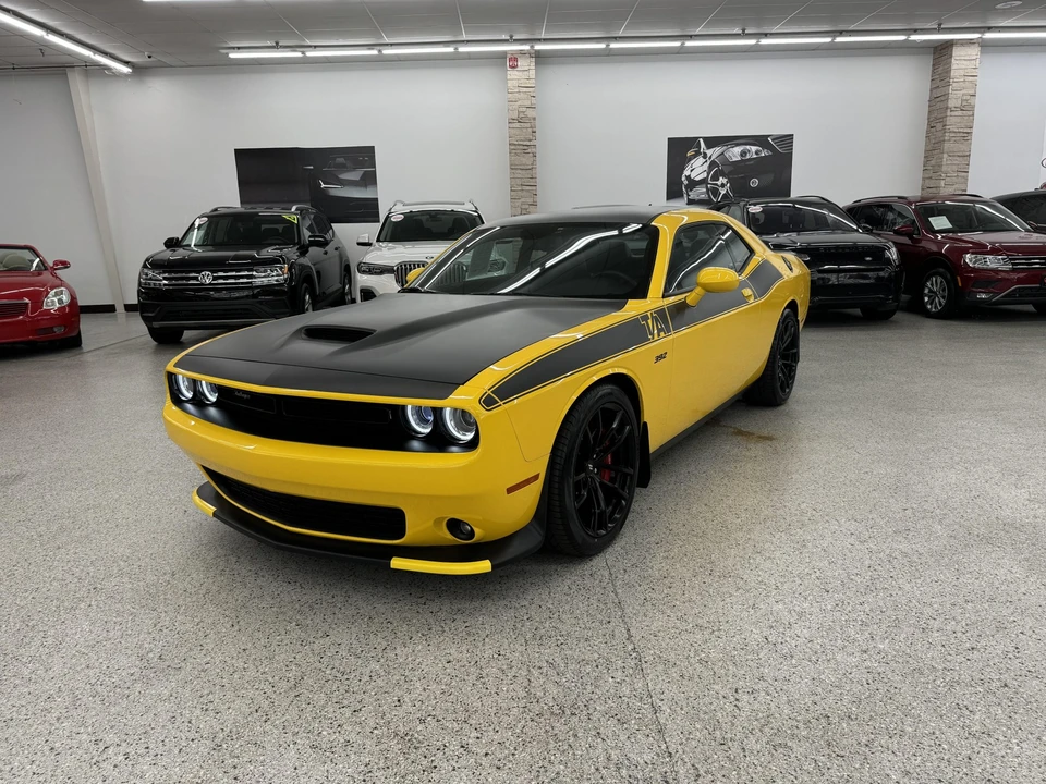 2018 Dodge Challenger SRT8 & 392 3rd Gen - Image 22 of 31