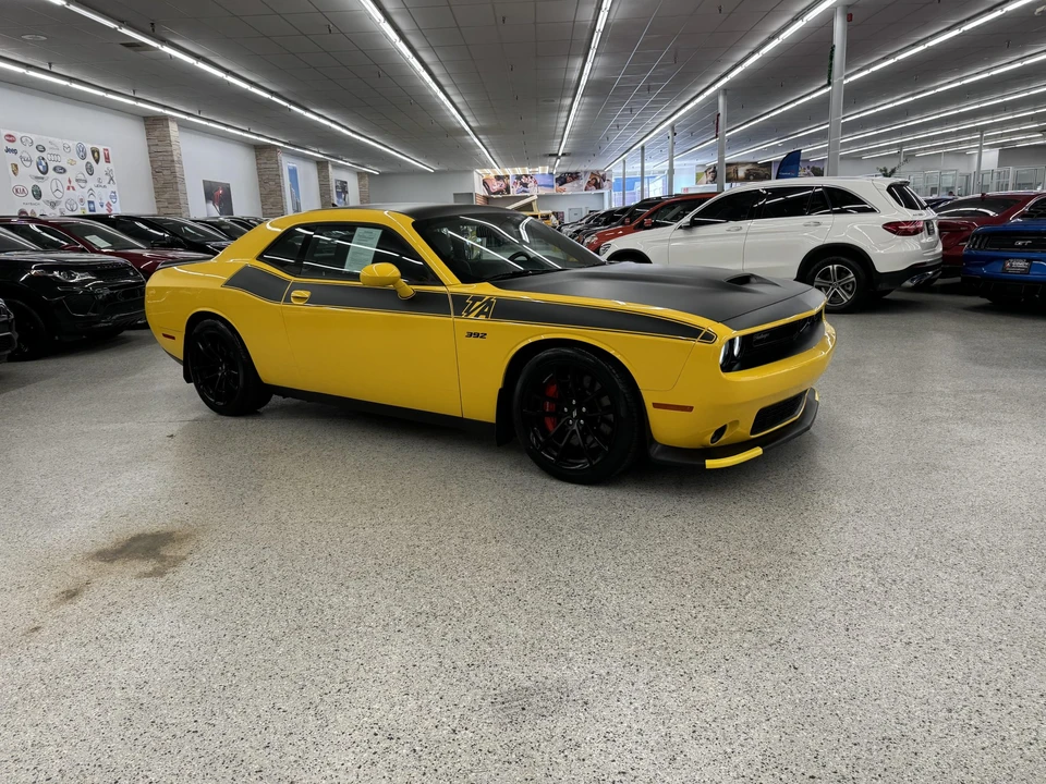 2018 Dodge Challenger SRT8 & 392 3rd Gen - Image 9 of 31