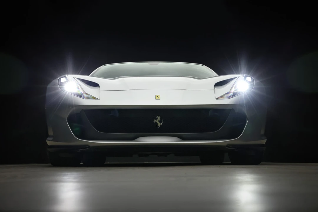 2018 Ferrari 812 Superfast - Image 10 of 31