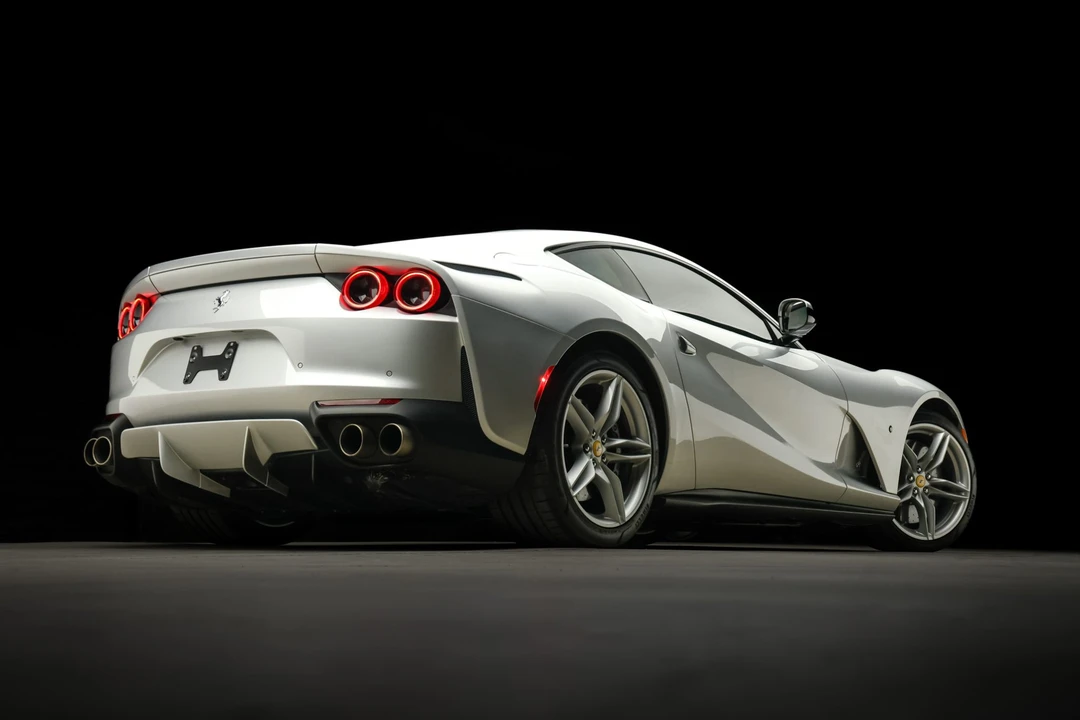 2018 Ferrari 812 Superfast - Image 24 of 31