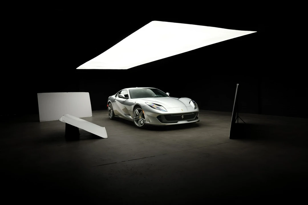 2018 Ferrari 812 Superfast - Image 14 of 31