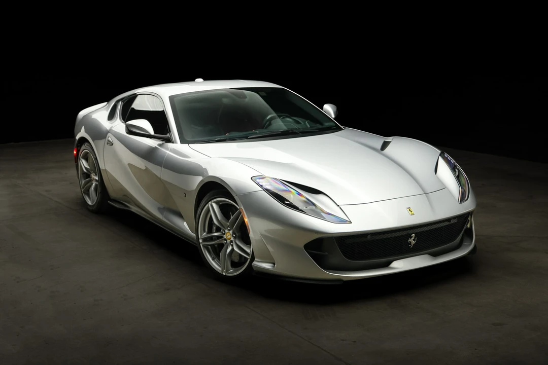 2018 Ferrari 812 Superfast - Image 13 of 31