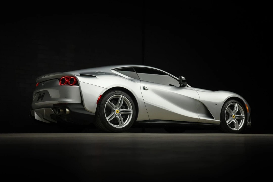 2018 Ferrari 812 Superfast - Image 22 of 31