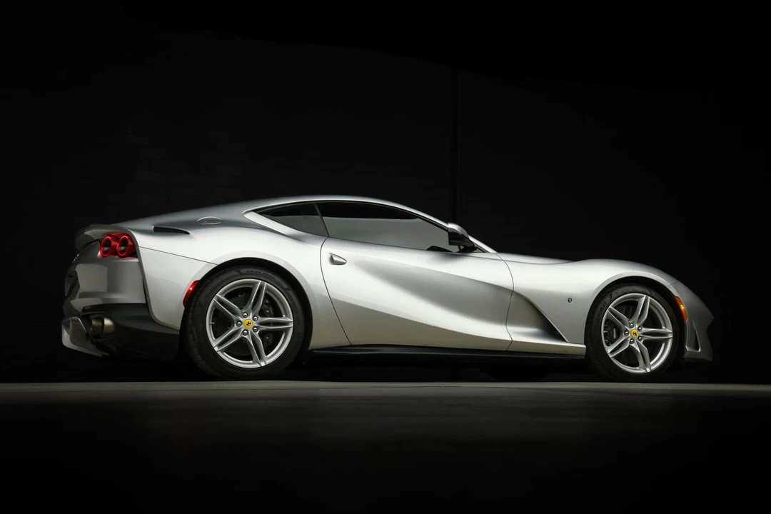 2018 Ferrari 812 Superfast - Image 18 of 31