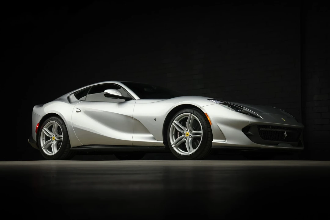 2018 Ferrari 812 Superfast - Image 17 of 31
